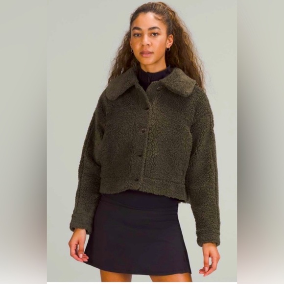 Lululemon Textured Fleece Button Jacket in Dark Olive Size 10 - Picture 1 of 14
